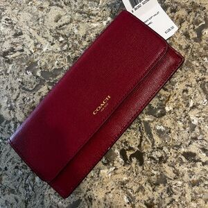 Coach Wallet NWT 49350 B4SCA